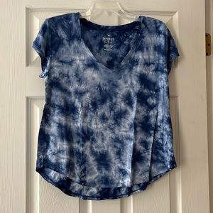 American Eagle “Favorite” Soft Blue Tie Dye T-Shirt